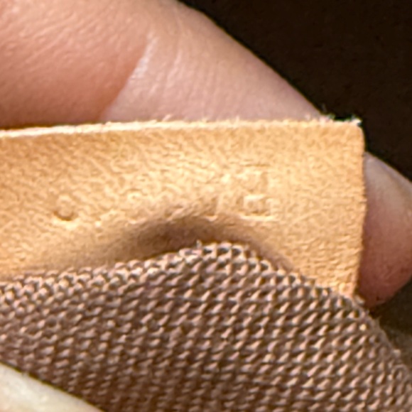 ๐ฏ % Authentic Louis Vuitton LV Hand Bag Alma Brown Monogram bag - Picture 14 of 16